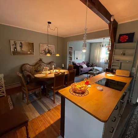 Jenny פלאנסבורג