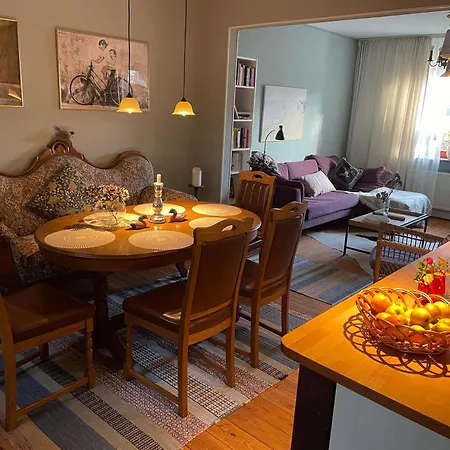 Jenny * פלאנסבורג